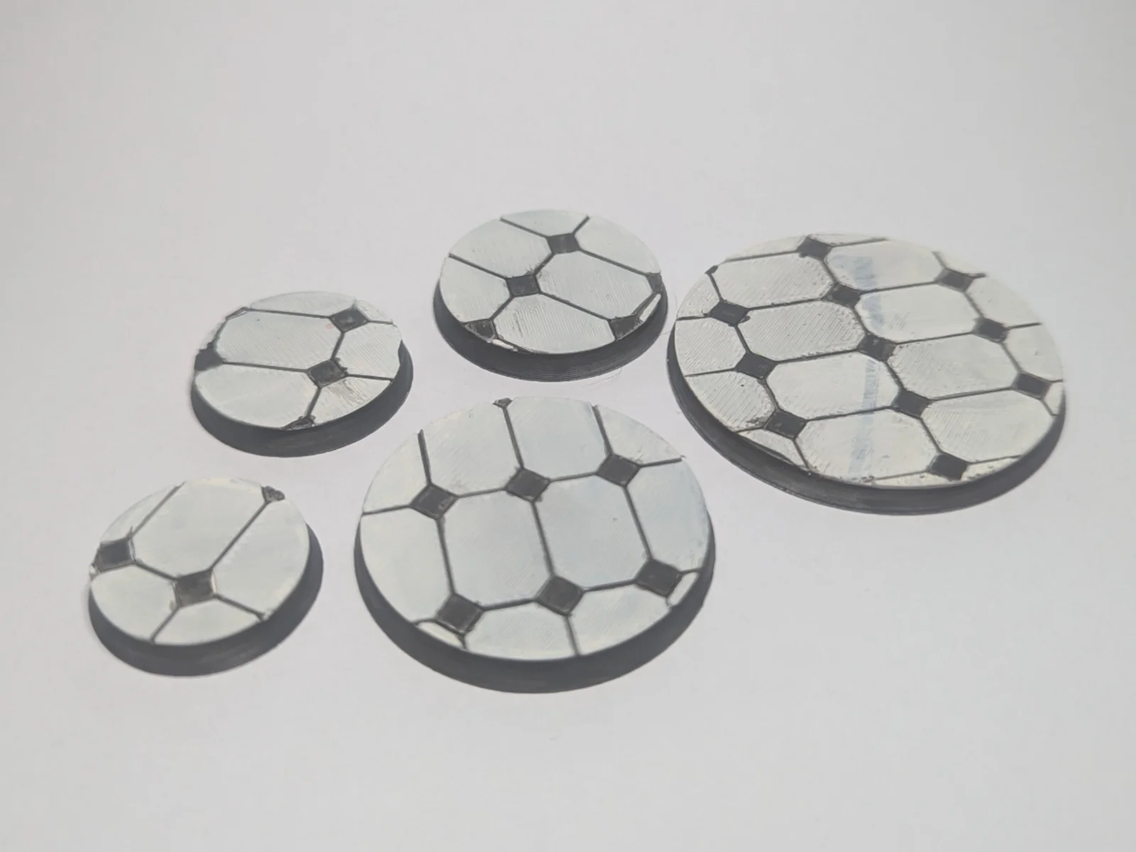 Tiled Miniature Bases